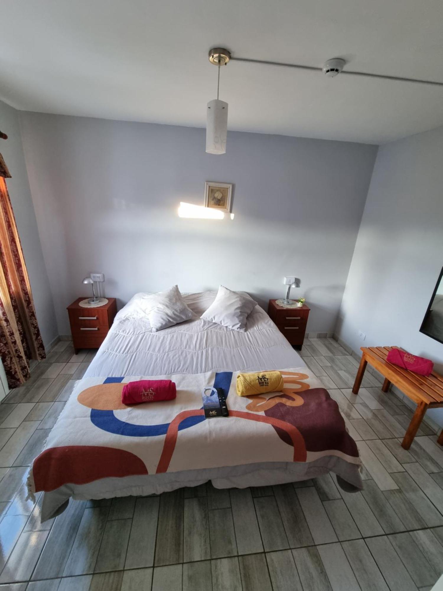 Ms Hotel Campos 26 Ushuaia Bagian luar foto