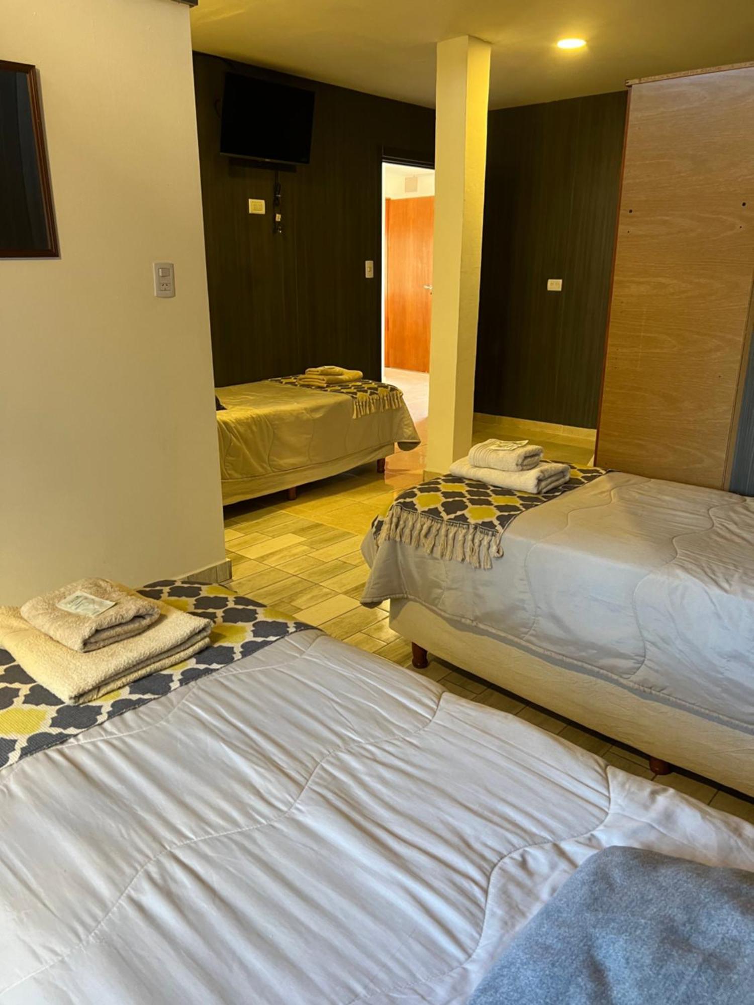 Ms Hotel Campos 26 Ushuaia Bagian luar foto