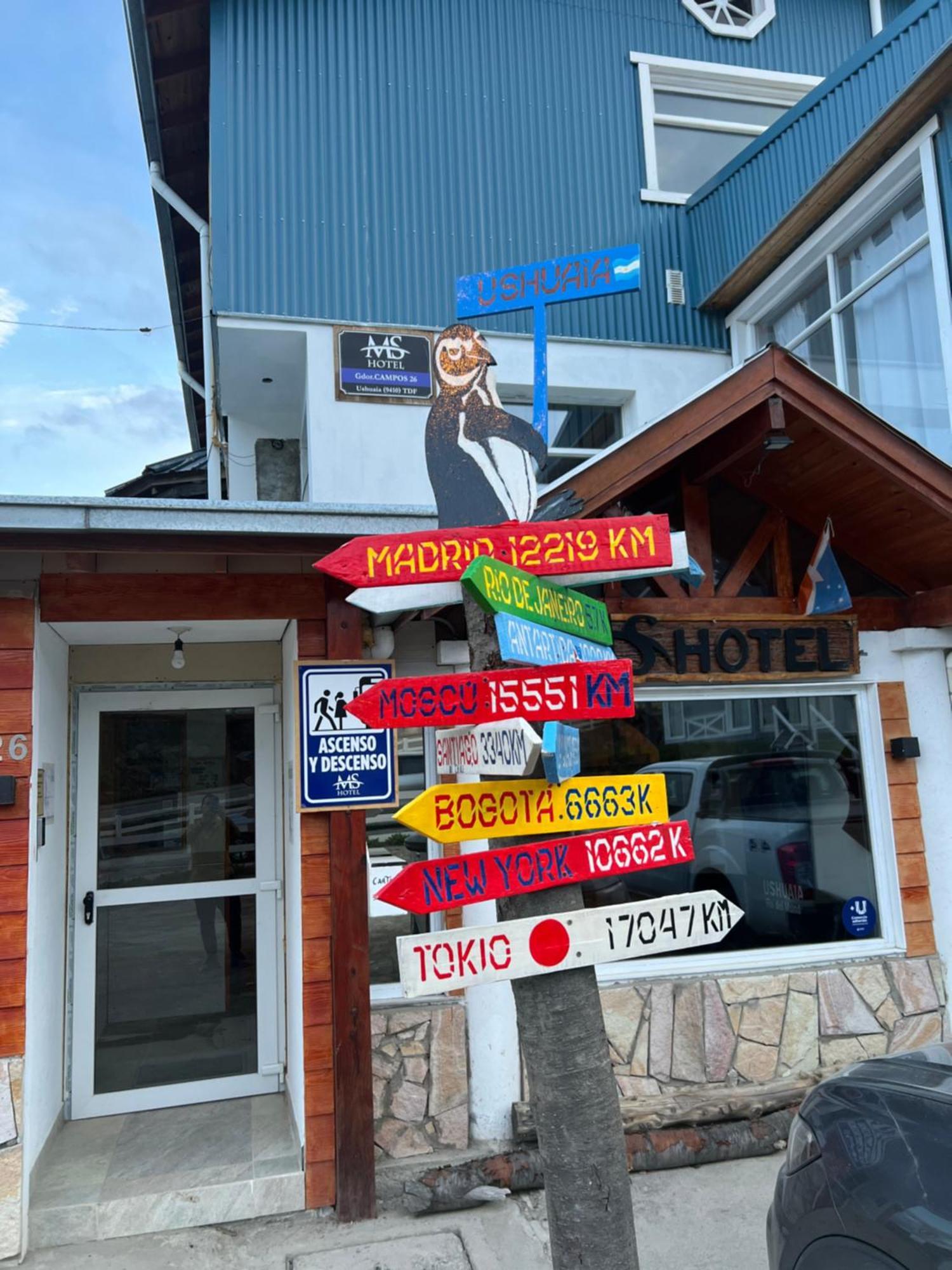Ms Hotel Campos 26 Ushuaia Bagian luar foto